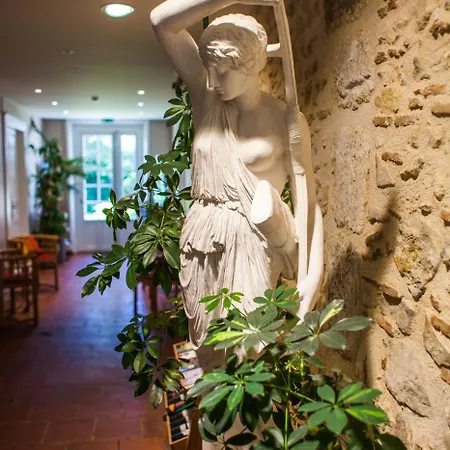 La Flambee Hotel